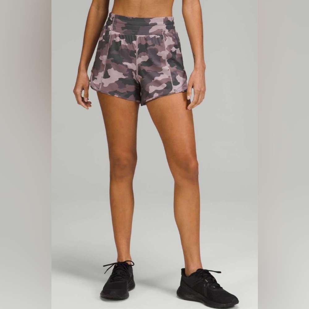 High-Rise Camo Run Shorts - Pink Camo